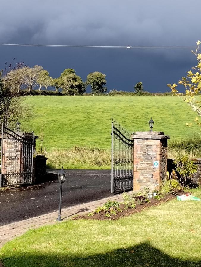 Rossclare Lodge Enniskillen Eksteriør billede